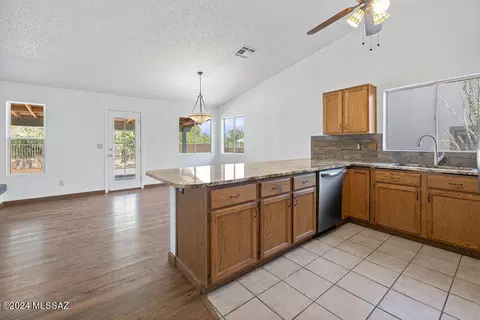 Kitchen - 7621 S Falster Ave, Tucson, AZ 85747 photo 5 of 5