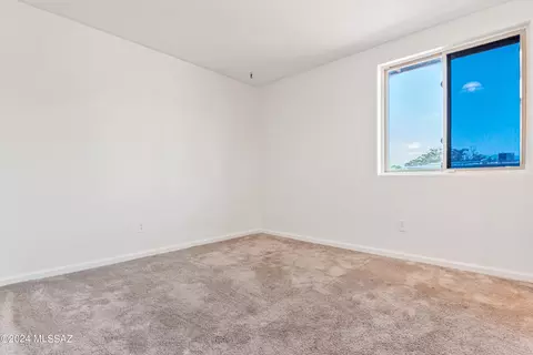 7646 E Apple Tree Dr, Tucson, AZ 85730 photo 31