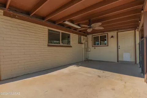 7646 E Apple Tree Dr, Tucson, AZ 85730 photo 12