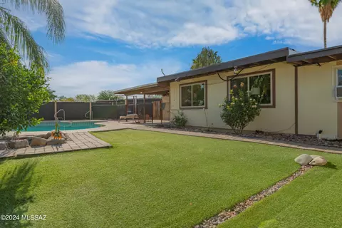 7646 E Apple Tree Dr, Tucson, AZ 85730 photo 8