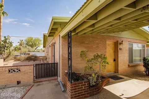 969 N Jones Blvd #9, Tucson, AZ 85716