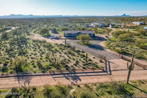 38188 S M Bar J Ranch Rd, Marana, AZ 85658
