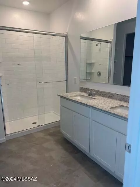 Bath - 12736 E Marietta Dr, Vail, AZ 85641 photo 2 of 2