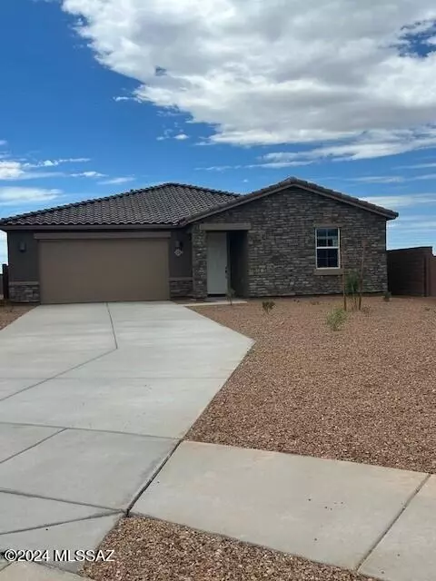 12736 E Marietta Dr, Vail, AZ 85641