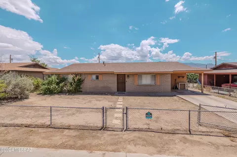 1303 W Santa Fe St, Safford, AZ 85546