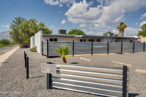 5701 E Pima St E, Tucson, AZ 85712