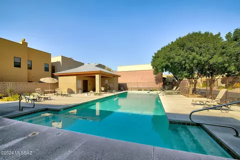 Exterior - 152 E Croydon Park Rd, Tucson, AZ 85704 photo 3 of 10