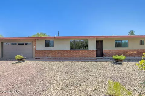 6224 N Placita Pomona, Tucson, AZ 85704