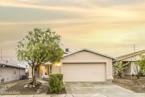 4609 S Fenwick Dr, Tucson, AZ 85730