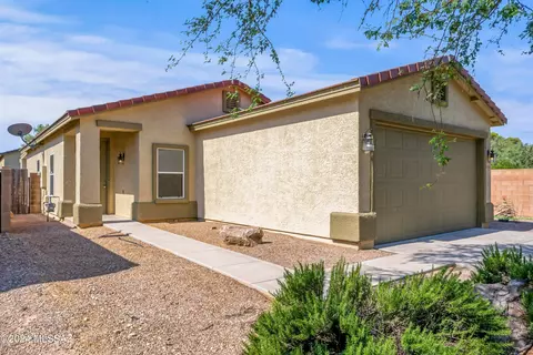 4036 E Birchbrook Ct, Tucson, AZ 85712