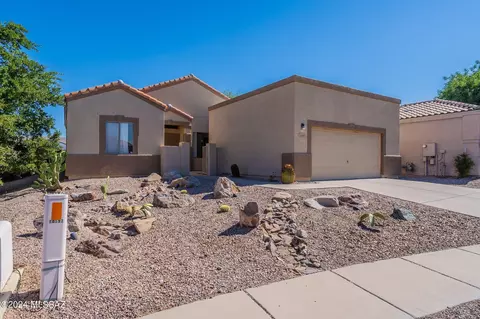 10197 E Calle Estrella Polar, Tucson, AZ 85747