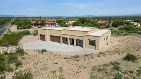 3581 E Sahuarita Rd, Vail, AZ 85641 photo 3