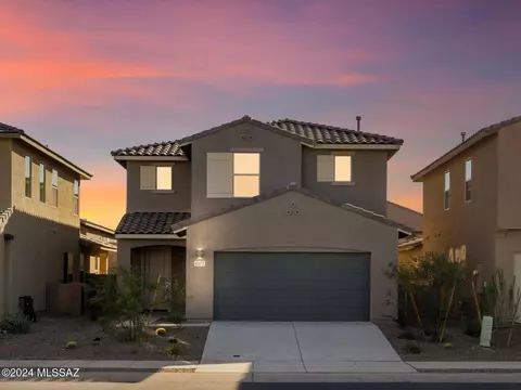 6973 W Jadewood Ln, Tucson, AZ 85757