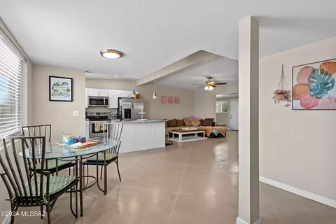 6306 E Colgate Dr, Tucson, AZ 85710 photo 6