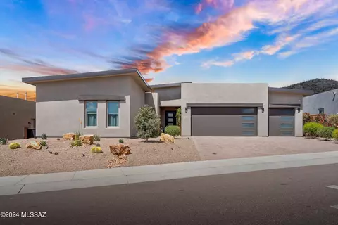 7042 W Patina Dr, Marana, AZ 85658