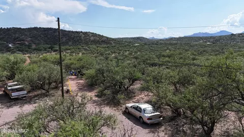 492 New Ct, Rio Rico, AZ 85648