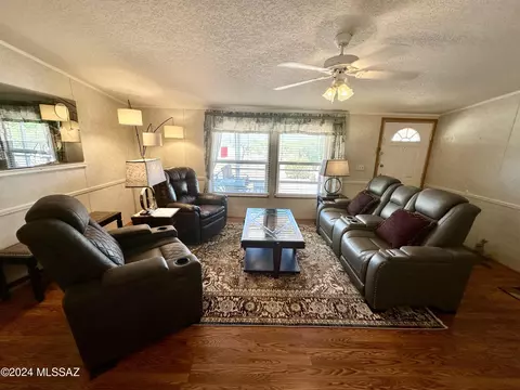 13446 E Trailing Heart Ln, Vail, AZ 85641 photo 6