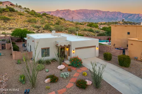 39955 S Horse Run Dr, Tucson, AZ 85739