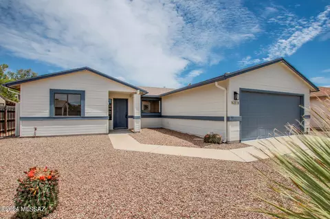 2718 W Firebrook Rd, Tucson, AZ 85741