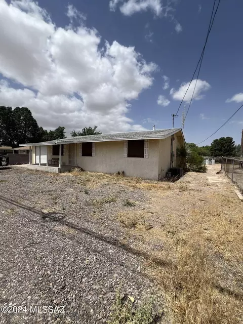 1720 S 20th Ave, Safford, AZ 85546