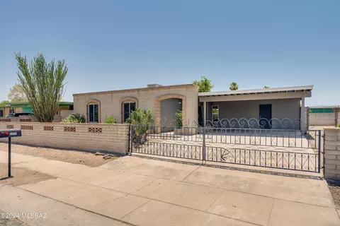 1930 E Wyoming St, Tucson, AZ 85706