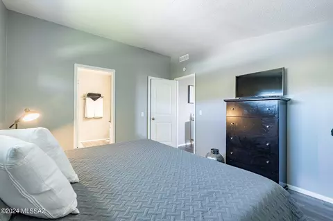 4620 E Redtail Hawk Ln, Tucson, AZ 85739 photo 20
