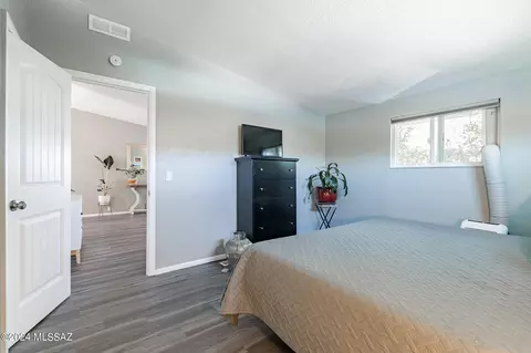 4620 E Redtail Hawk Ln, Tucson, AZ 85739 photo 18
