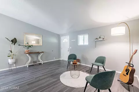 4620 E Redtail Hawk Ln, Tucson, AZ 85739 photo 6