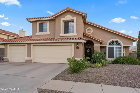 8051 E Hampton Dr, Tucson, AZ 85715