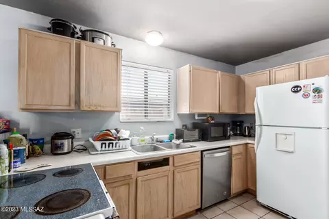 401 E Drachman St, Tucson, AZ 85705 photo 12
