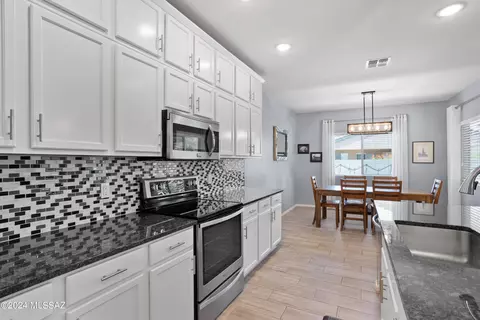 8008 S Tate Loop, Tucson, AZ 85756 photo 14