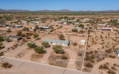5385 N Puma Rd, Marana, AZ 85653