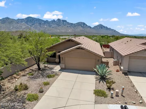 2588 E Chisel Ct, Oro Valley, AZ 85755