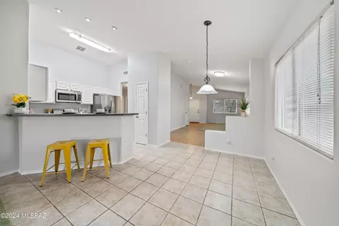 Dining - 2588 E Chisel Ct, Oro Valley, AZ 85755 photo 1 of 2