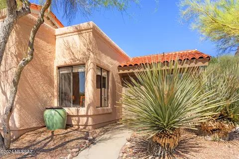 7601 N Calle Sin Envidia #27, Tucson, AZ 85718
