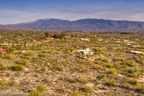 3010 N Deer Track Rd, Tucson, AZ 85749