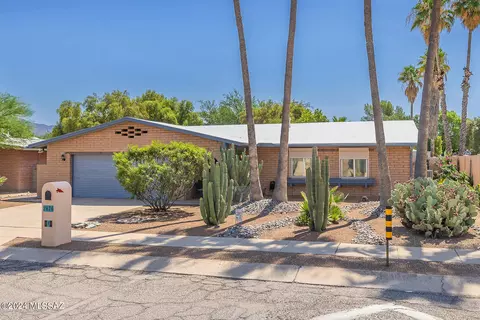 2870 N Essel Dr, Tucson, AZ 85715