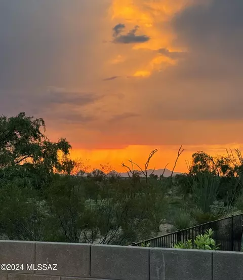 14120 E Huppenthal Blvd, Vail, AZ 85641