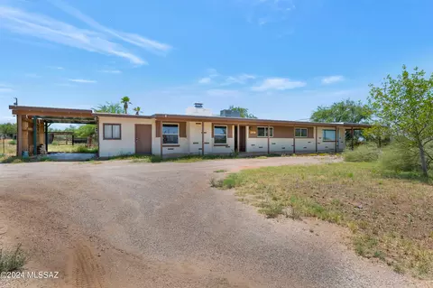 12710 E Wentworth Ct, Vail, AZ 85641