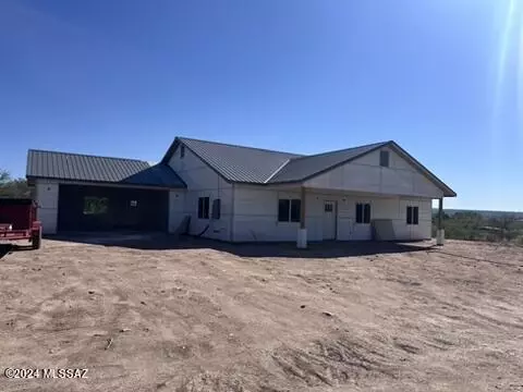 1295 E Forrest Ln, Benson, AZ 85602