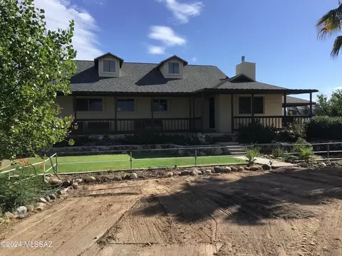 5634 W Marshall Ln, Pima, AZ 85543