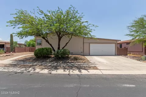 6252 E Ship Rock Dr, Tucson, AZ 85756