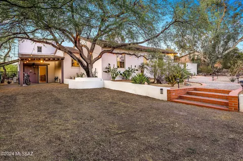 3825 E Calle Ensenada, Tucson, AZ 85716