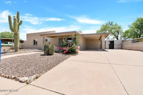 2843 W Via Del Santo, Tucson, AZ 85741