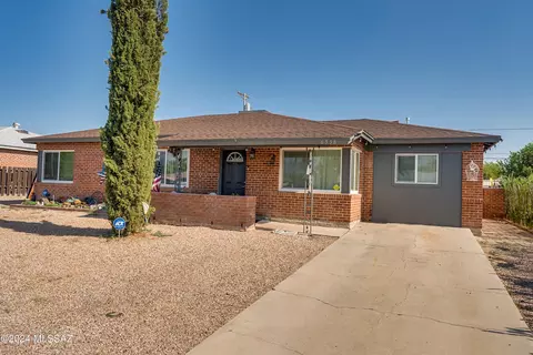 6558 E 12th St, Tucson, AZ 85710