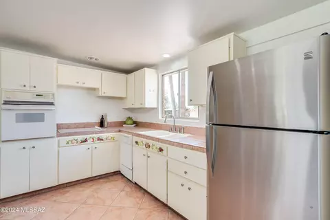 6624 E Nelson Dr, Tucson, AZ 85730 photo 16