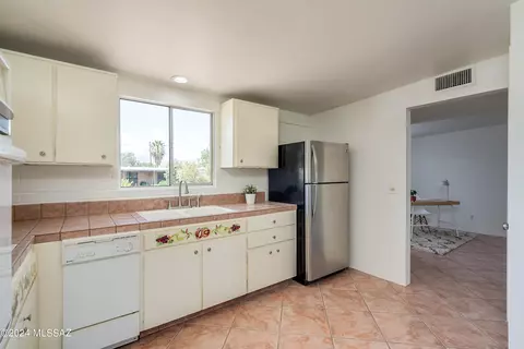 6624 E Nelson Dr, Tucson, AZ 85730 photo 19