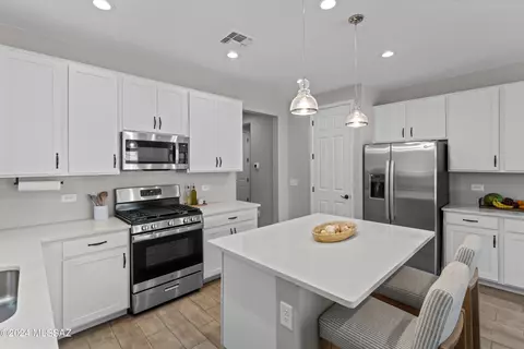 11783 E Arabelle Dr, Vail, AZ 85641 photo 13