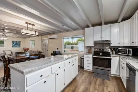 2305 E 19th St, Tucson, AZ 85719 photo 11