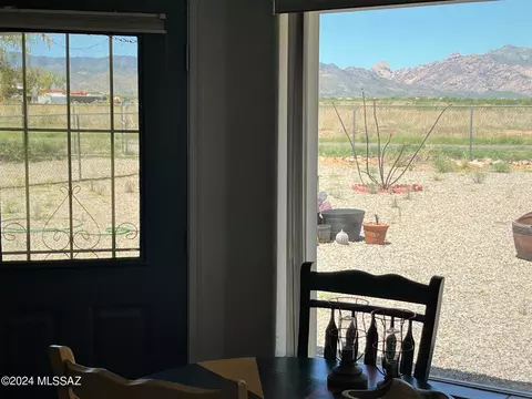 Dining - 907 E Ocotillo Way, Sunsites, AZ 85625 photo 1 of 1